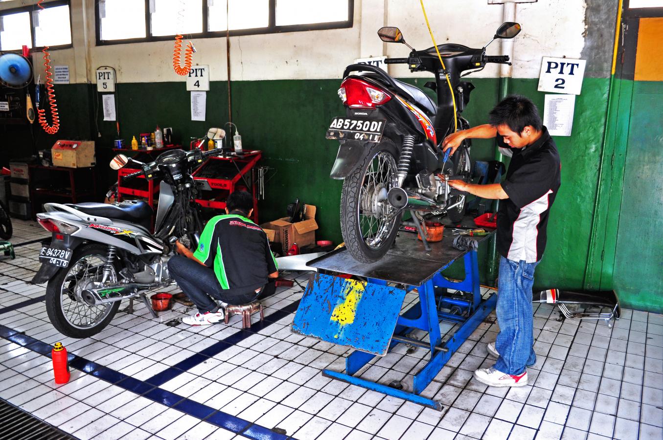 Why RPM Motor Workshop is the Top Choice in Cilacap?